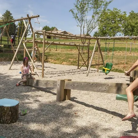 De Vacances Castelwood Biron (Dordogne)