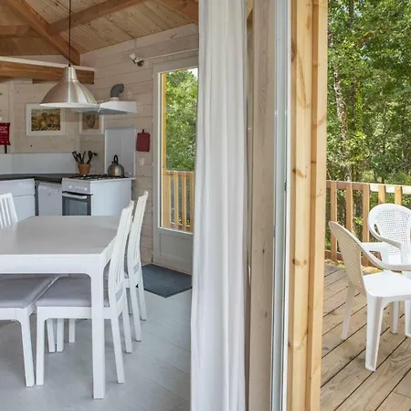 Parco vacanze De Castelwood 4*