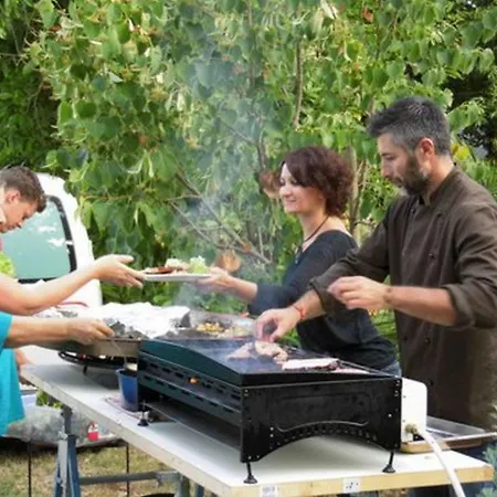De Vacances Castelwood Biron (Dordogne)